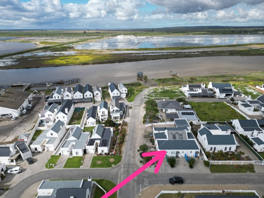 5 Bedroom Property for Sale in Velddrif Western Cape